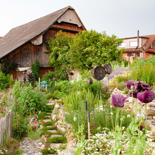 {"id":4794,"disk_name":"68eea90c054c1455139115.jpg","file_name":"atelier.jpg","file_size":1597176,"content_type":"image\/jpeg","title":null,"description":null,"field":"image","sort_order":4794,"created_at":"2025-10-14T19:48:28.000000Z","updated_at":"2025-10-14T19:48:29.000000Z","offline_responsiveimages_focus_x_axis":null,"offline_responsiveimages_focus_y_axis":null,"path":"https:\/\/www.ideenreich-fellmann.ch\/storage\/app\/uploads\/public\/68e\/ea9\/0c0\/68eea90c054c1455139115.jpg","extension":"jpg"}